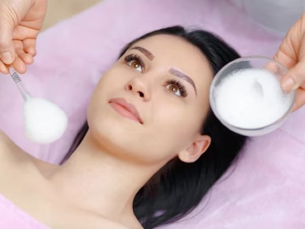 skin whitening bleach treatments unisex salon in Pune